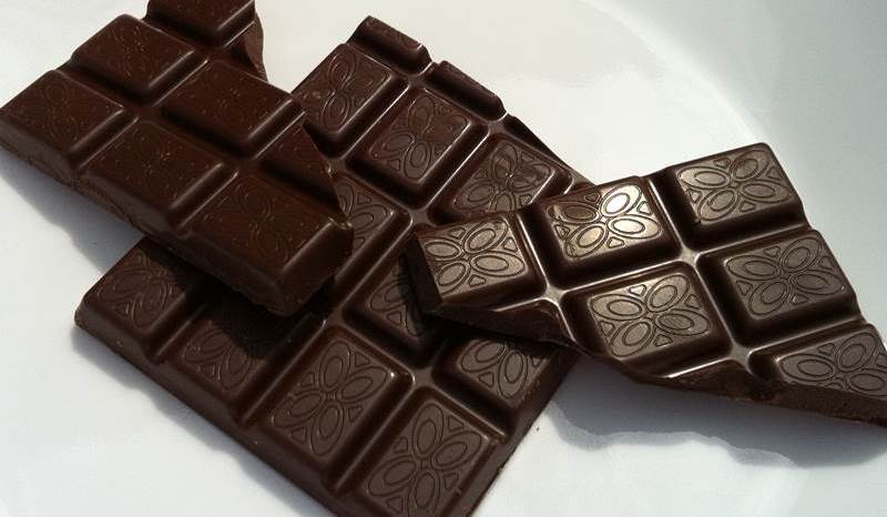 dark-chocolate-bar