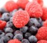 Huge new study proves that eating berries promotes weight loss